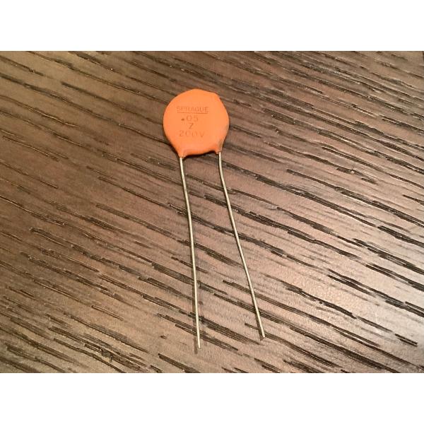 ビンテージ Sprague セラミック .05 200v コンデンサ 新品 貴重 (シングル)(在庫...