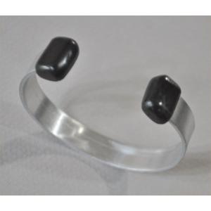ナンタケットバスケット用の青黒檀のアルミバングル１０ｍｍ幅