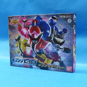 BANDAI（バンダイ） 手裏剣戦隊ニンニンジャー シュリケン合体 DX
