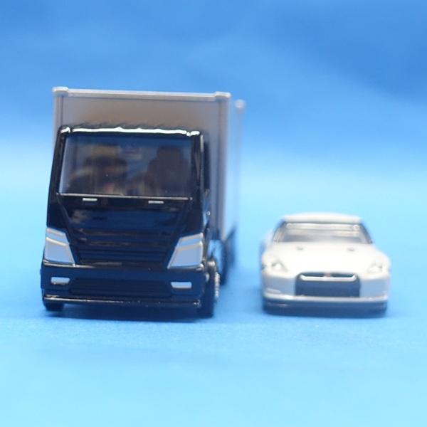 tomicaトランスポーター  日産 NISSAN GT-R