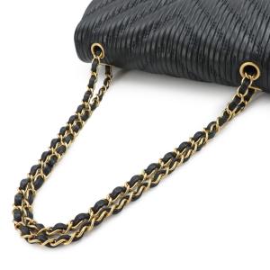 美品 シャネル CHANEL シェブロン Vス...の詳細画像5