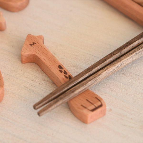 どうぶつ柄の箸置き キリン　　インドネシア製