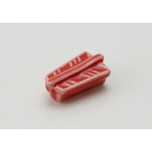 美濃焼 深山(miyama.) あたり atari 矢羽箸置 赤釉　　日本製