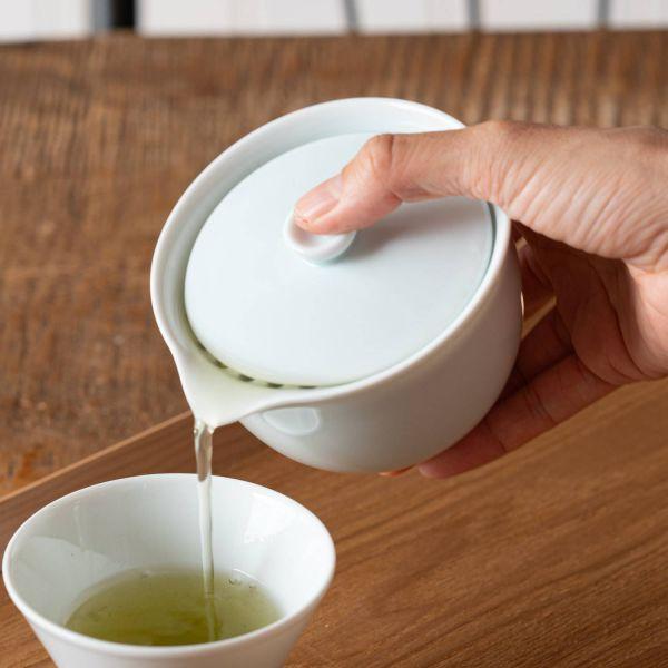 美濃焼 化粧箱入り茶白 宝瓶急須 青白磁　　日本製