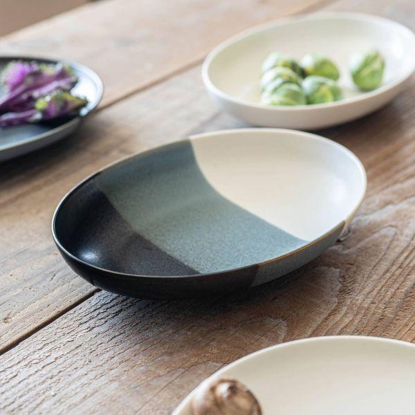 美濃焼 深山(miyama.) caveaカーヴェア カレー皿 黒×白 塗り分け 掛け分け　　日本製