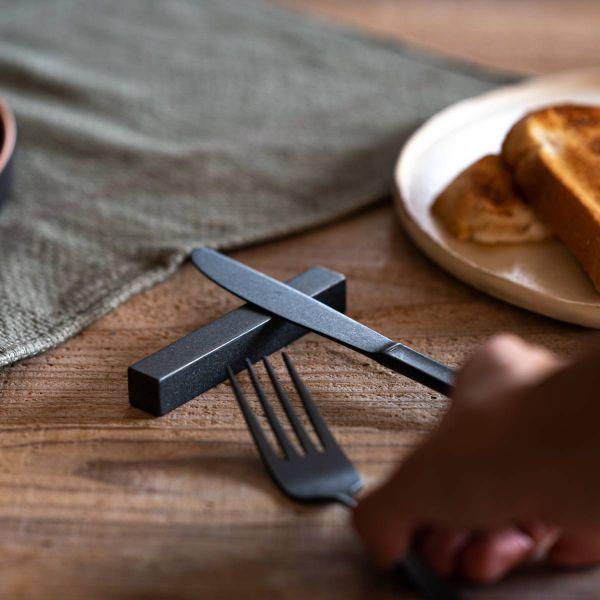 燕三条 ラヴァストーン カトラリーレスト L(ダメージ加工)　　日本製