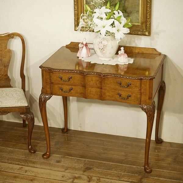 英国アンティーク家具 杢目が綺麗なホールテーブル サイドテーブル Queen Anne 猫脚 クイー...