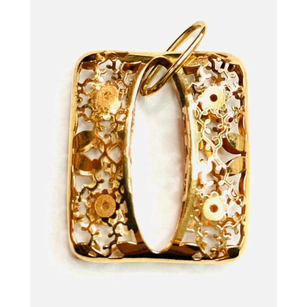 K18　ゴールド　スクエア　ITALY製　デザイン　ペンダントトップ　qoj.ZOD06