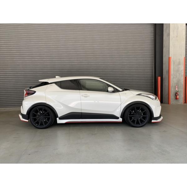 C-HR - サイドスカート FRP 【未塗装】