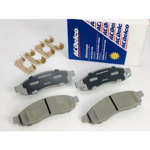 ACデルコ♪04〜06　インフィニティQX56　ブレーキパッド　フロント　（2006年9月まで用　2...