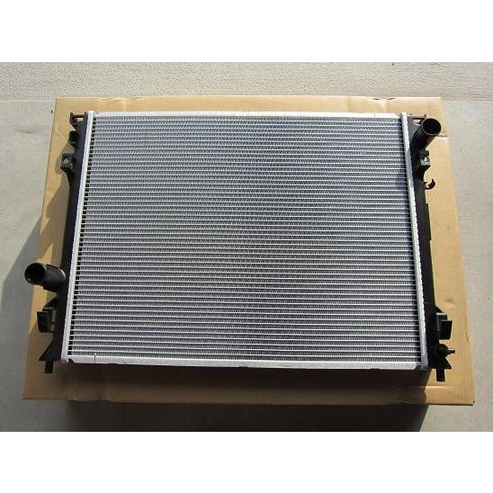 新品♪05〜08　クライスラー300　ダッジ　マグナム　チャージャー　ラジエター　（ラジエーター）　...