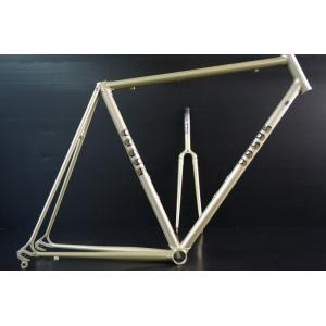 BH bikes 2022 BH / QUARTZ AERO ディスクブレーキ 完成車 / 自転車