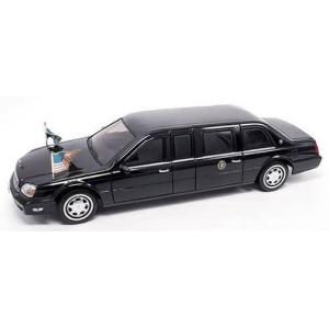 1/24  キャディラック デビル 大統領専用車 2001 Cadillac Deville Presidential Limousine Lucky Die Cast｜r-and-b