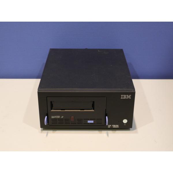 IBM 8768-FHX テープエンクロージャー(内蔵用LTOドライブ 23R4808搭載) SCS...