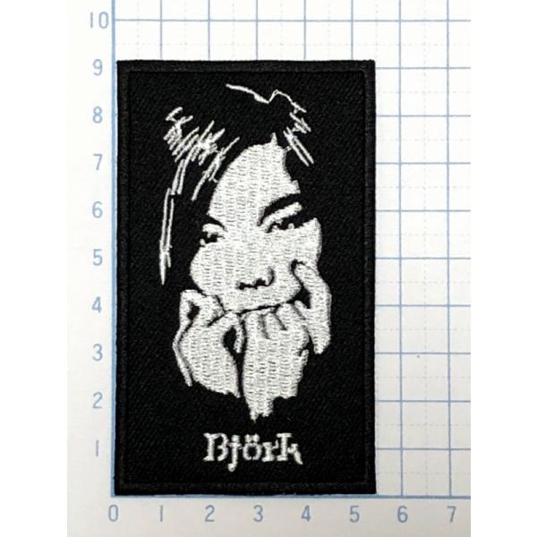 ビョーク BJORK ロゴ・マーク 四角形 黒(ブラック)【ロック ワッペン 刺繍 アイロンワッペン...