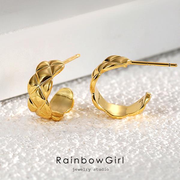 ピアス レディース C型 カーブ 18k 18kgp ひし 菱形 幅広 30代 40代 50代 上品...