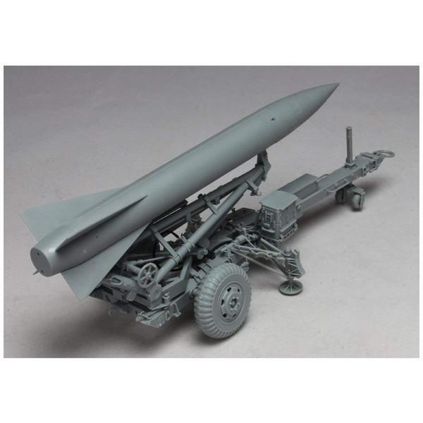 ドラゴン 3600 1/35 MGM-52 ランスミサイル ランチャー付き