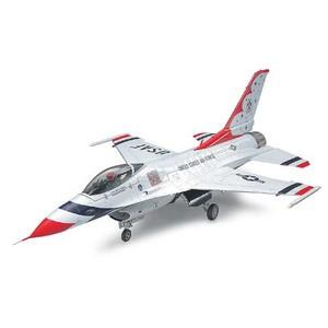 タミヤ 102 1/48 F-16C ブロック32/52 'サンダーバーズ'