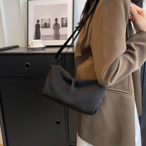 ショルダーバッグ レディース メンズ 軽い 軽...の詳細画像3