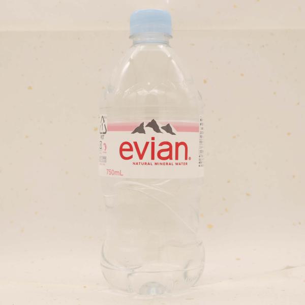 伊藤園 evian(エビアン) 硬水 ミネラルウォーター ペットボトル 750ml×12本  正規輸...