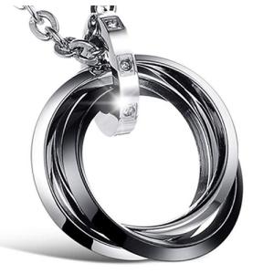 ネックレス ３連リング サージカルステンレス キュービックジルコニア