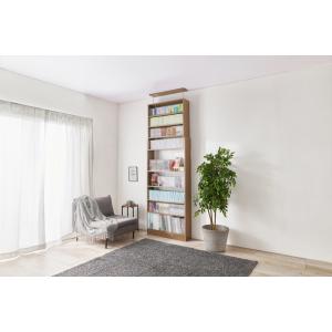 本棚 大容量 突っ張り ラック おしゃれ ナチュラルモダン パーテーション 漫画収納 つっぱり 木目...