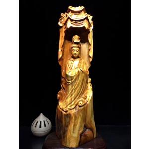 彫刻 崖柏（ヤーバイ） 観音 観音様 仏像 自然木 銘木 ヤーバイ 原木崖