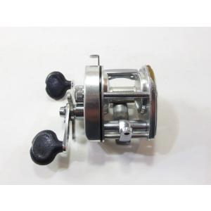 日本限定モデル 右巻き Bantam シマノ バンタム 0 ベイトリール 231 1062 国産オールドリール シマノ Www Listentotheworld Net