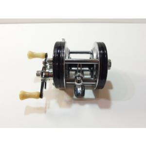 アブ アンバサダー 5000C 黒　ABU Ambassadeur　右巻き ベイトリール　オールドア...