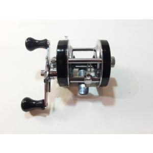 アブ  アンバサダー  5000C 黒  76年 山型　ABU Ambassadeur　右巻き ベイ...