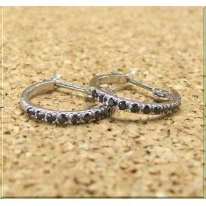 ダイヤモンド ピアス スリーストーン トリロジー 3連 PT900