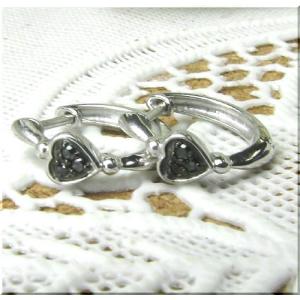 ダイヤモンド ピアス スリーストーン トリロジー 3連 PT900 プラチナ