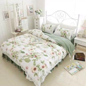 LAURA ASHLEY（ローラアシュレイ） ベッドカバー ピロカバー 3点セット