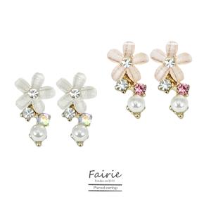 樹脂イヤリング ノンホールイヤリング ノンホールピアス 花 フラワー パール アクセサリー レディース アレルギー対応 おしゃれ かわいい スワロフスキー