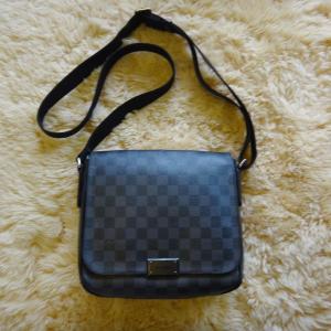 ルイ・ヴィトン  LOUIS VUITTON  ディストリクト PM ダミエ グラフィット  中古｜rayline2012