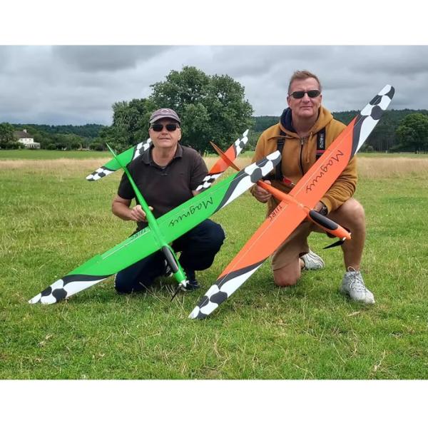 TJIRC　MAGNUS電動シャーレグライダー　1.5m　オレンジバージョン★予約受付中