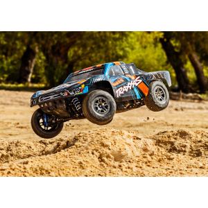 トラクサス スラッシュ 4x4 VXL アルテ...の詳細画像3