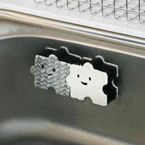 ペタッ！と貼りつくスポンジ シンク・トイレ・洗面所用 パズル柄 2個入 1パック アイセン オリジナル