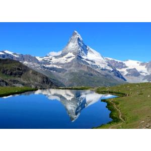 絵画風 壁紙ポスター (はがせるシール式) 逆さマッターホルン リッフェル湖 アルプス山脈 キャラク...