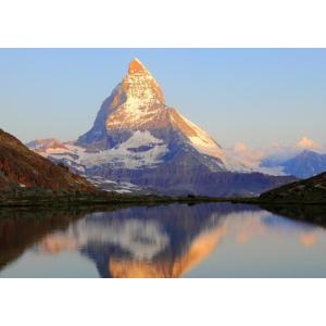 絵画風 壁紙ポスター (はがせるシール式) マッターホルン リッフェル湖 夕焼け アルプス山脈 キャ...