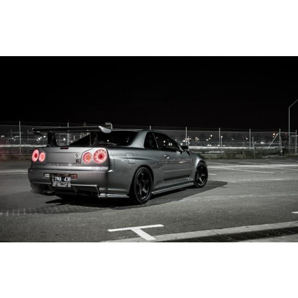 絵画風 壁紙ポスター (はがせるシール式) 日産 スカイライン GT-R R34 VスペックII N...