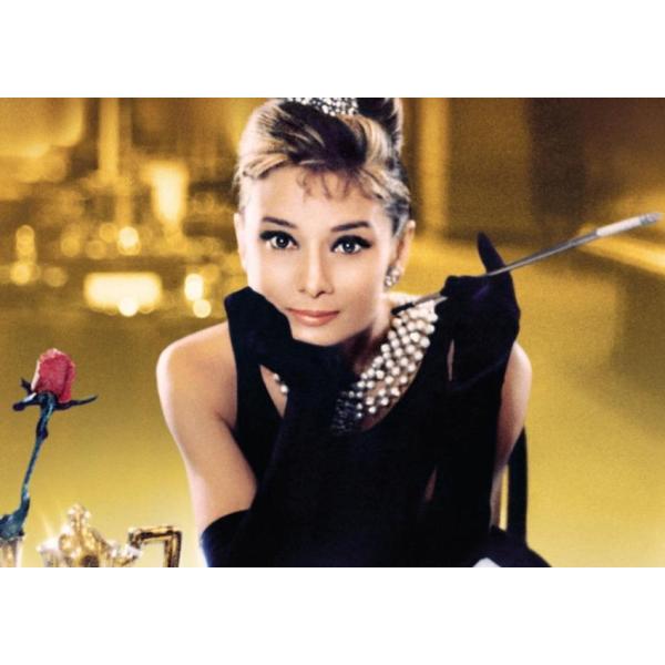 絵画風 壁紙ポスター (はがせるシール式) オードリー・ヘップバーン ティファニーで朝食を 1961...