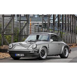 絵画風 壁紙ポスター (はがせるシール式) ポルシェ 911 930型 DPモーター 2013年 キ...