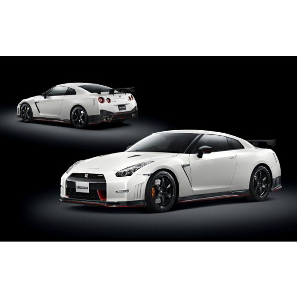 絵画風 壁紙ポスター (はがせるシール式) 日産 GT-R NISMO R35 Bホワイトパール 2...