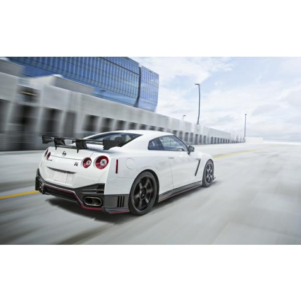 絵画風 壁紙ポスター (はがせるシール式) 日産 GT-R NISMO R35 Bホワイトパール N...