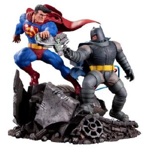 　DC Collectibles・アメリカンヒーローシリーズ　リアル★スーパーマンVSバットマン【海外輸入】 [並行輸入品]並行輸入