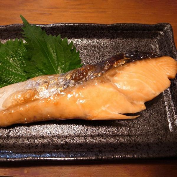 三協水産 北海道日高沖 船上活〆サクラマス切身8切 お歳暮 冬ギフト 年末年始 お取り寄せグルメ プ...