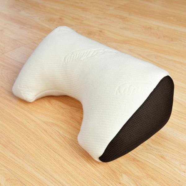 腰にも頭にも 整体院の先生がお勧めするクッション 腰サポート ひじ置き お昼寝まくら くつろぎアイテ...