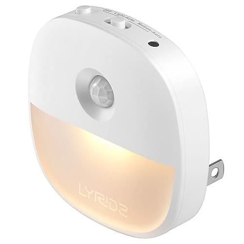 LYRIDZ センサーライト 室内 足元灯 コンセント 人感センサーライト・明暗センサーライトが両立...