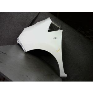 NV200バネット 3BA-M20 左フロントフェンダー QX1 63101-JX00A